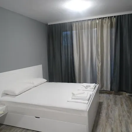 Lägenhet Karina Shkorpilovtsi